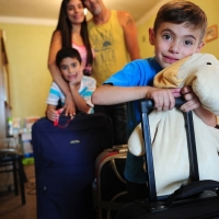 Una esperanza para Gael: la ayuda llegó y viajó a Boston para operarse